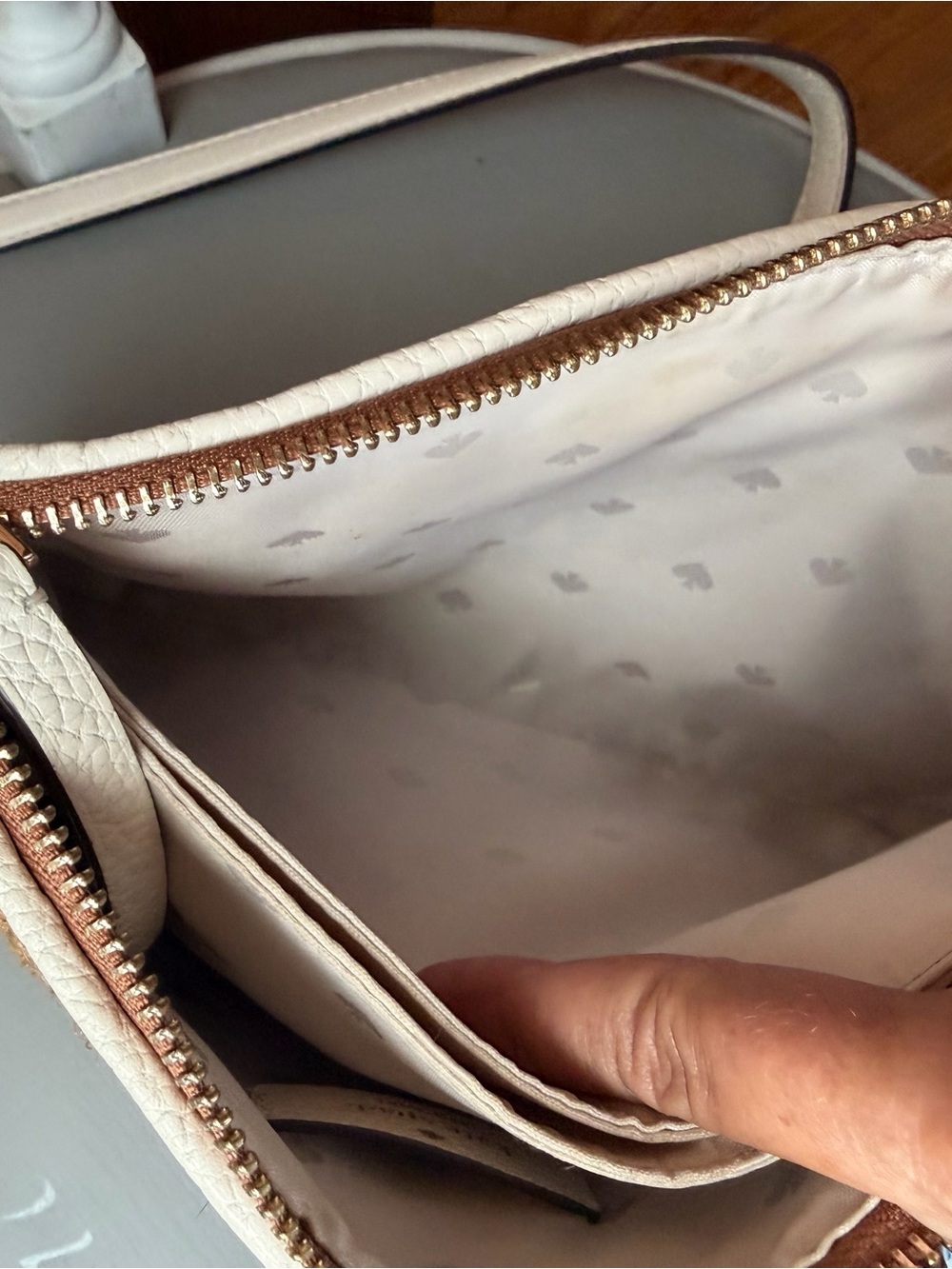kate spade Woven Straw Shoulder Bag with off White Leather Trim - Picture 8 of 13